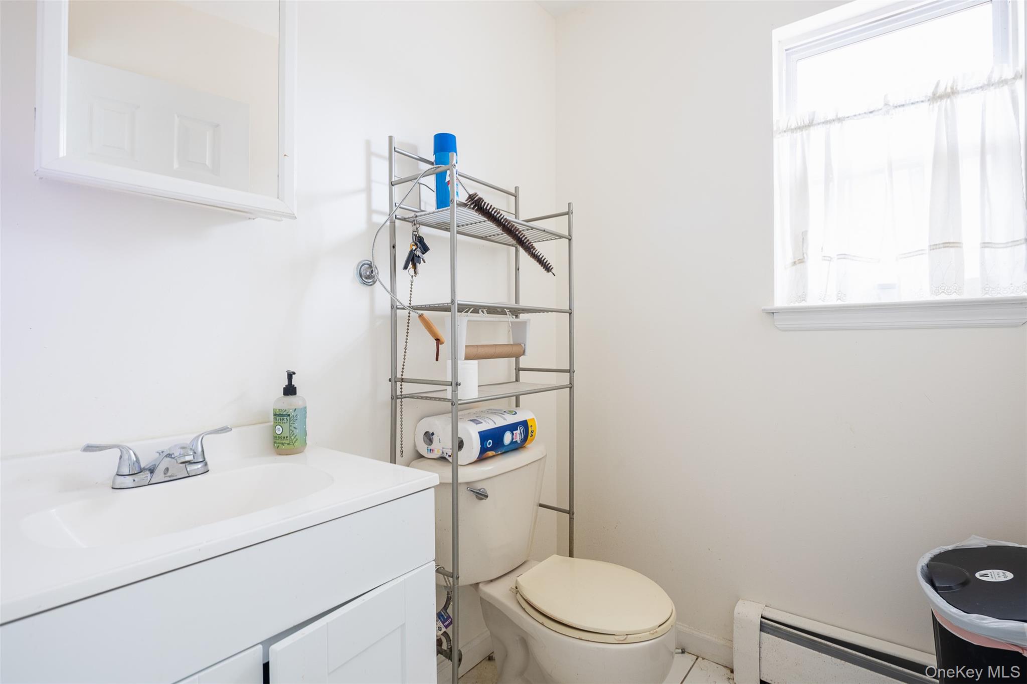 #8 photo, 24 lonscreek Place, Саффолк ‖ Mastic Beach , NY 11951