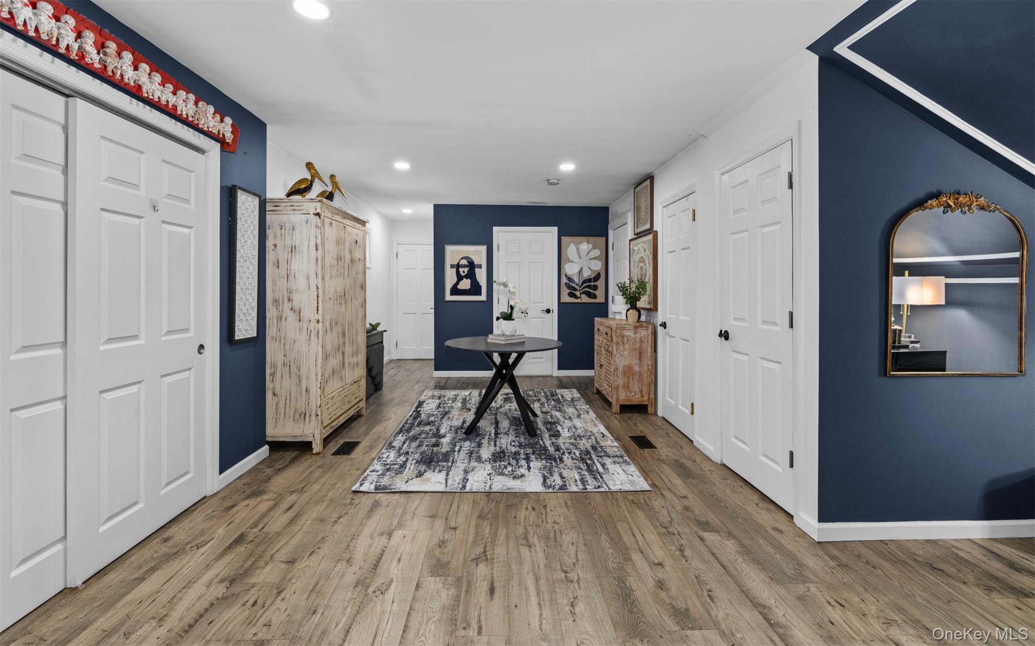 #11 photo, 194 W Neck Road, Huntington , NY 11743