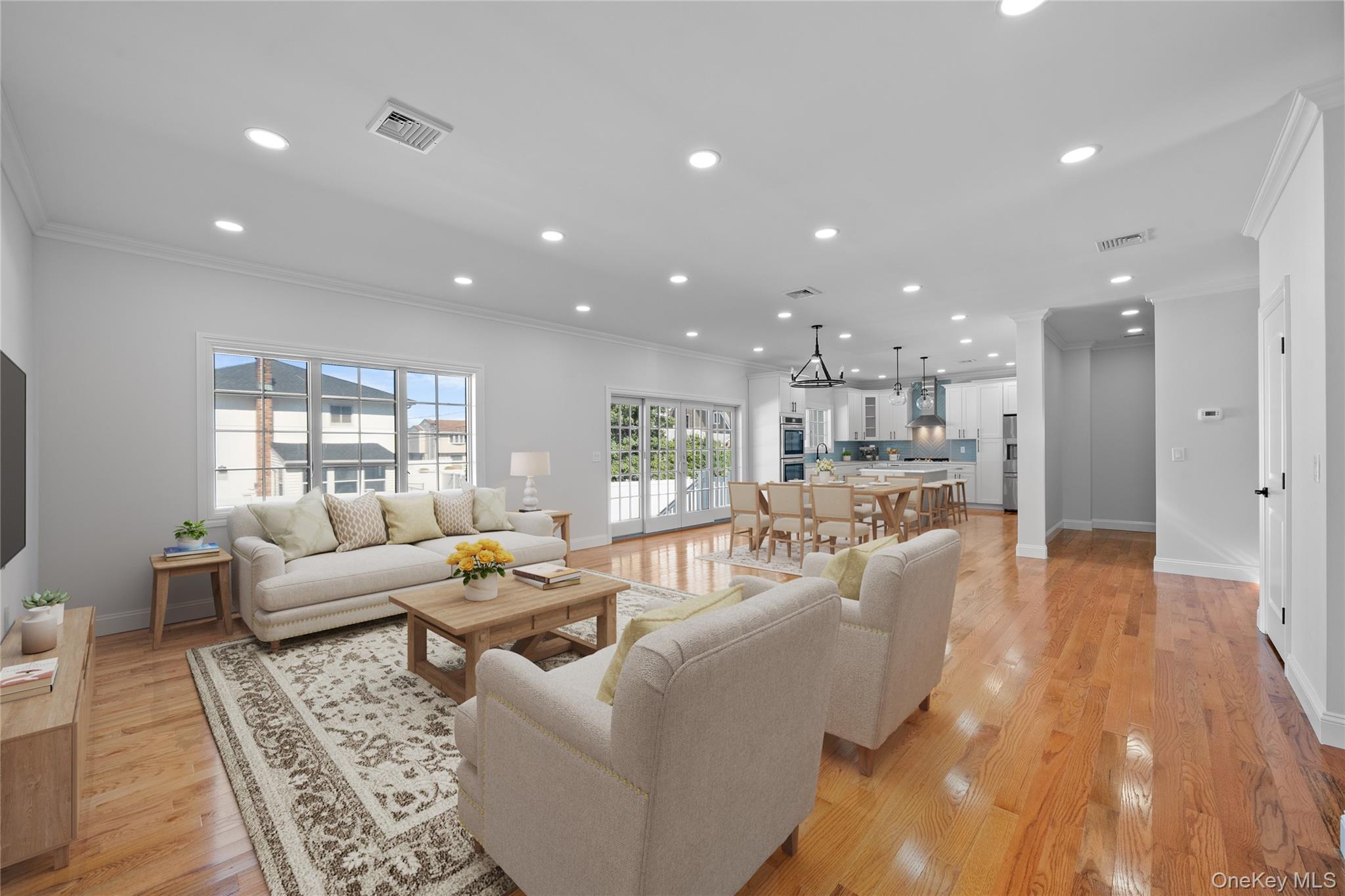 #2 photo, 450 Morea Street, Oceanside , NY 11572