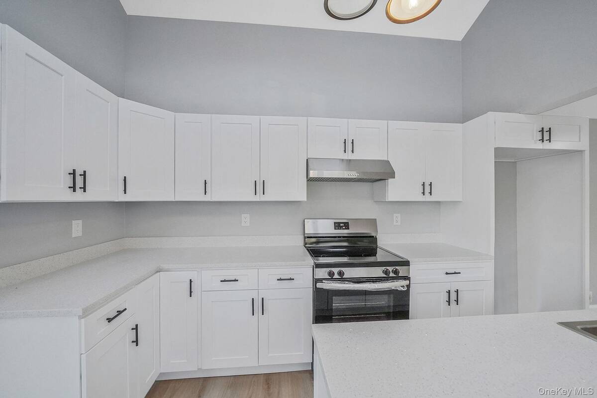 #10 photo, 139 Madison Street, Mastic , NY 11950