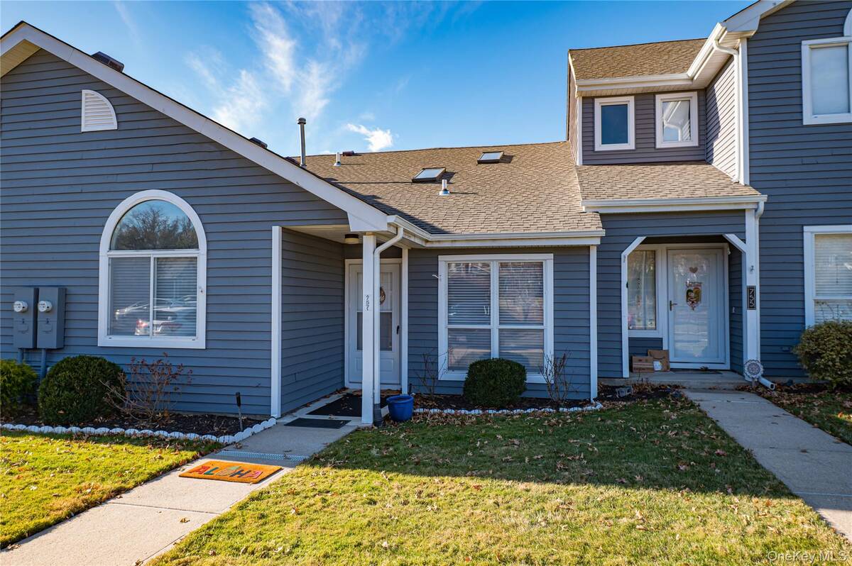 #2 photo, 757 Spring Lake Drive, Саффолк ‖ Middle Island , NY 11953