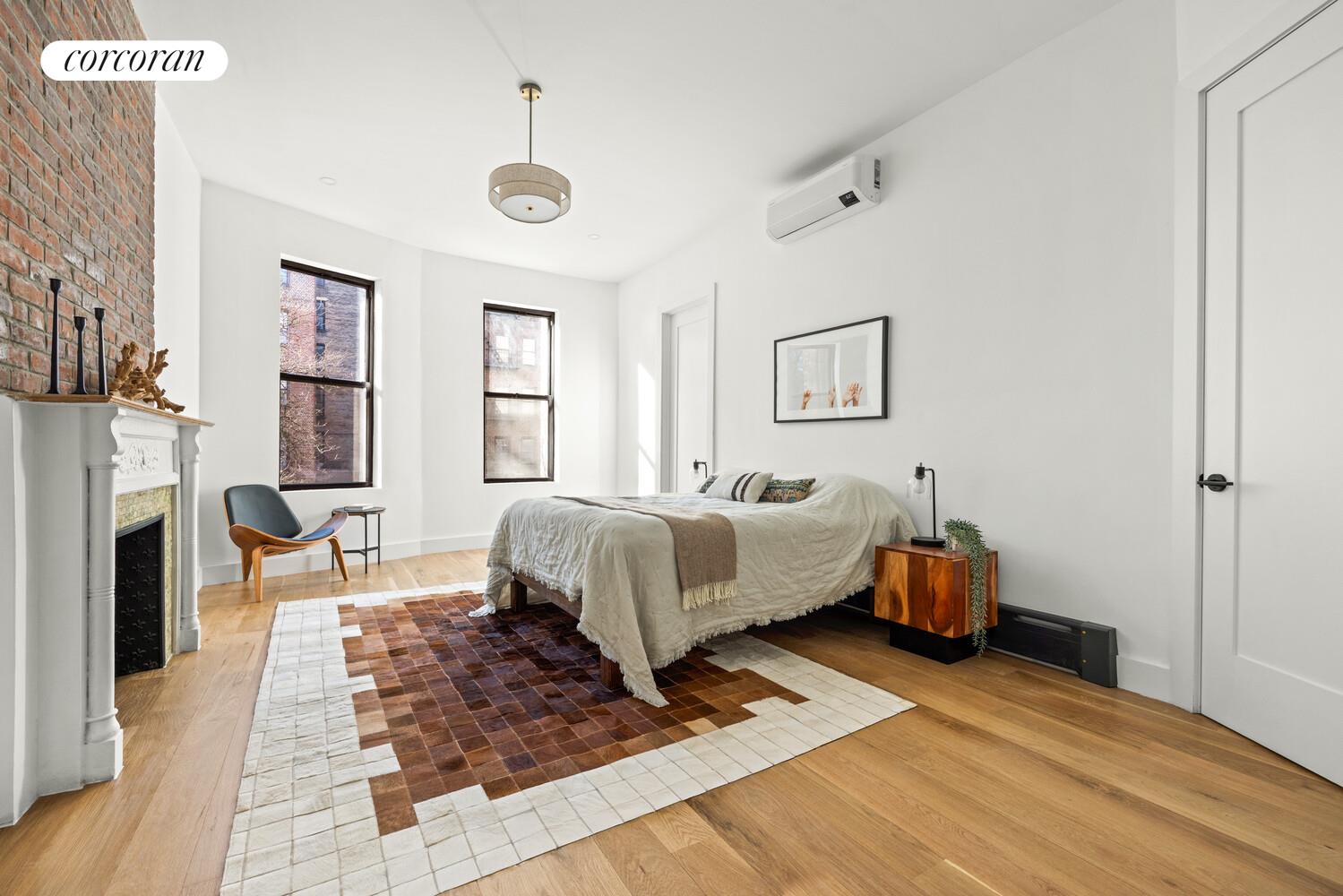 #10 photo, 825 RIVERSIDE Drive, מנהטן Washington Heights , NY 10032