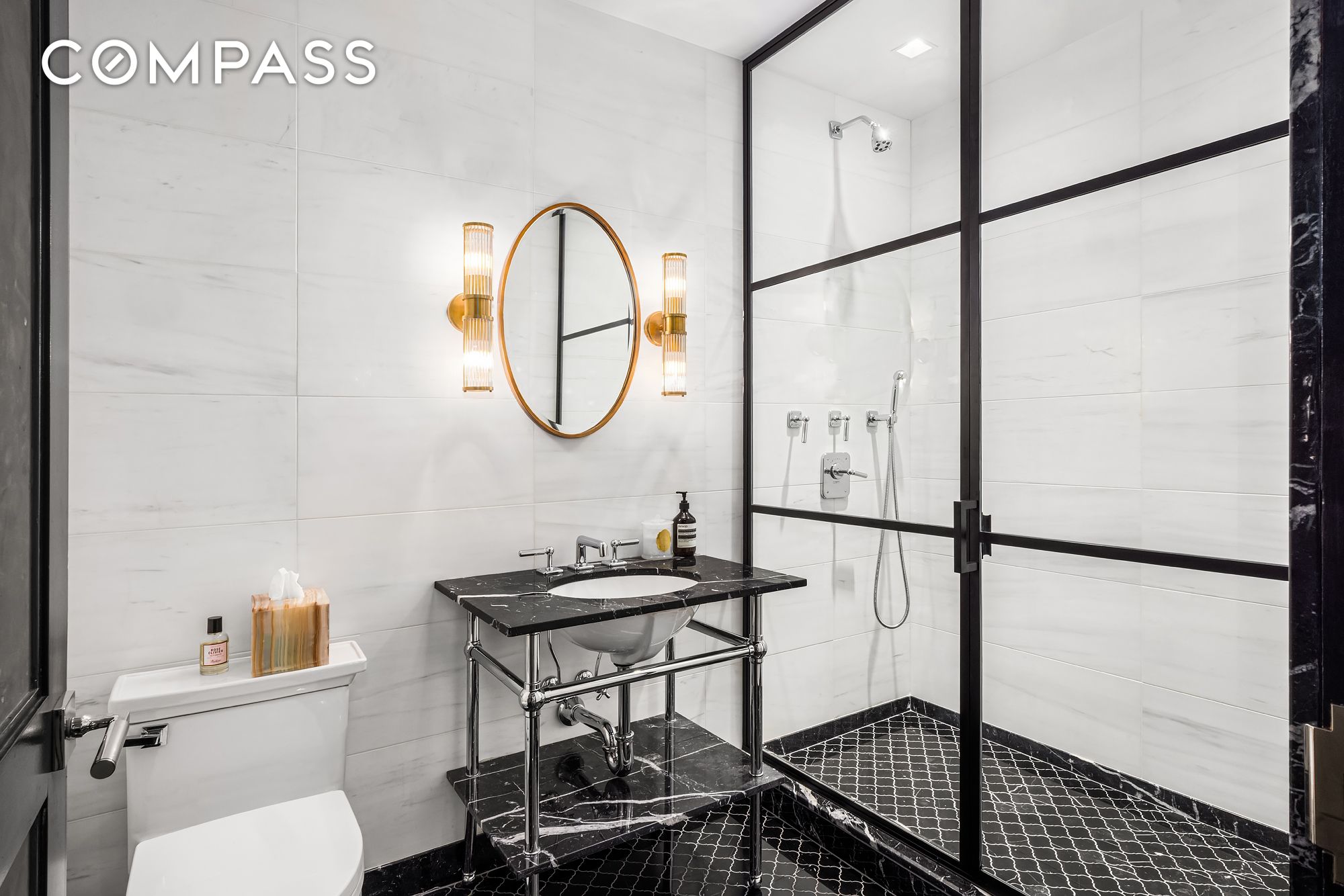 #20 photo, 14-16 Wooster Street, SoHo , NY 10013