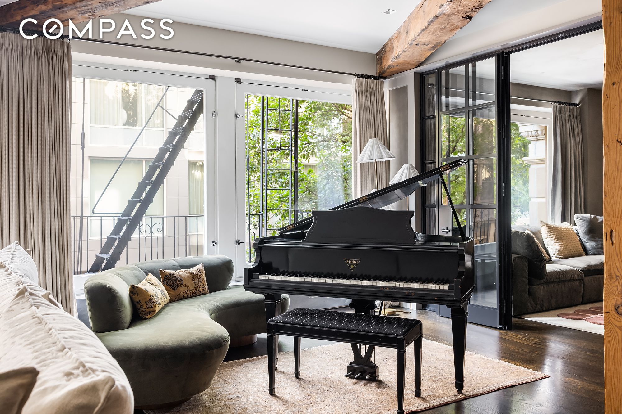 #5 photo, 14-16 Wooster Street, SoHo , NY 10013