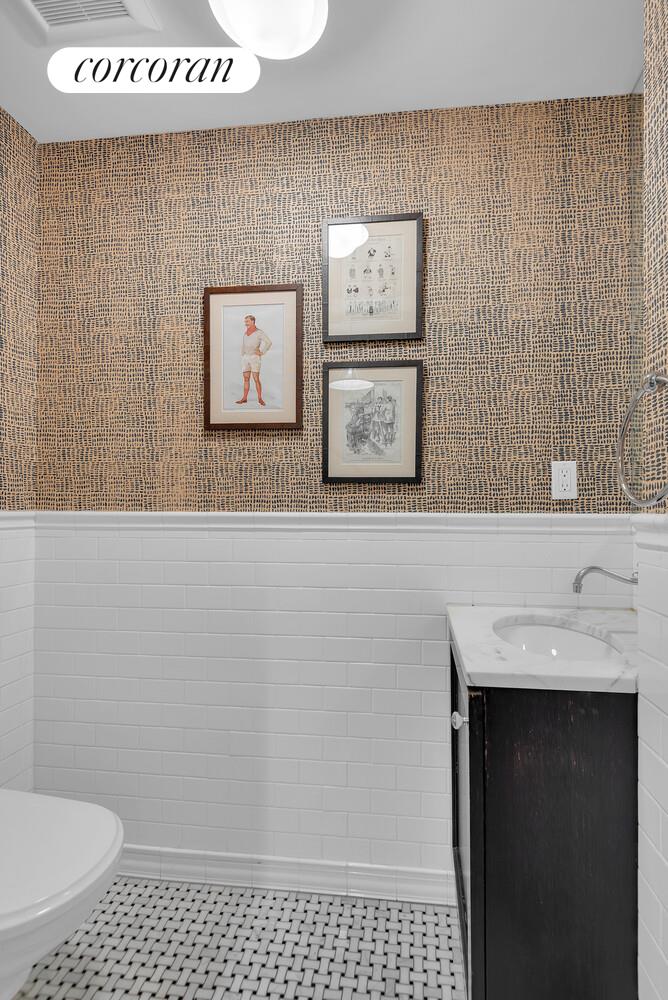 #16 photo, 50 W 67TH Street, מנהטן Lincoln Square , NY 10023