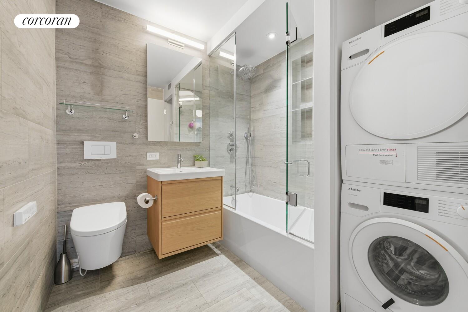 #12 photo, 266 E BROADWAY, مانهاتن Lower East Side , NY 10002