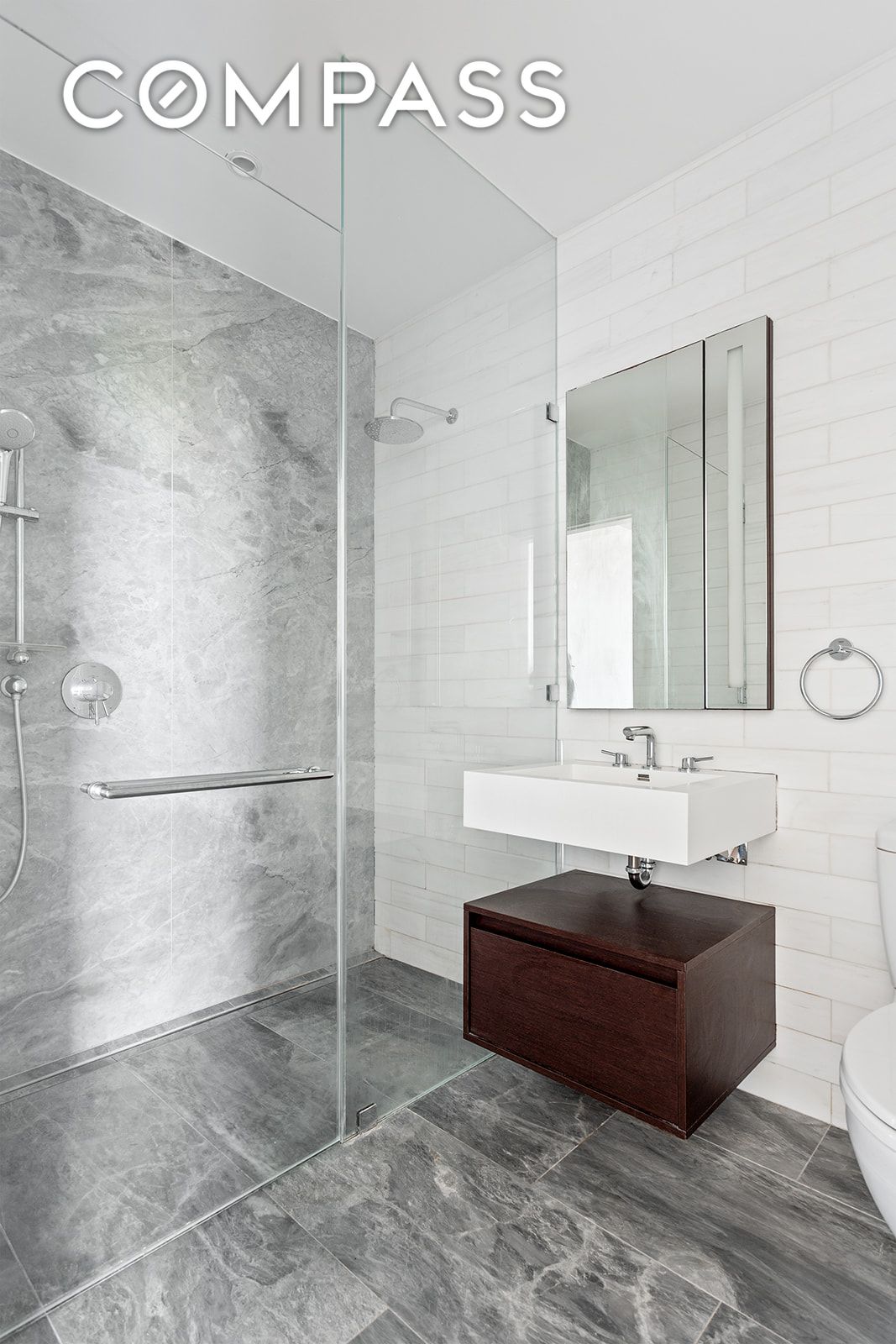 #7 photo, 287 E Houston Street, מנהטן Lower East Side , NY 10002