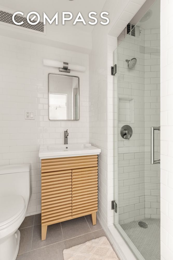 #5 photo, 342 E 53rd Street, Midtown East , NY 10022