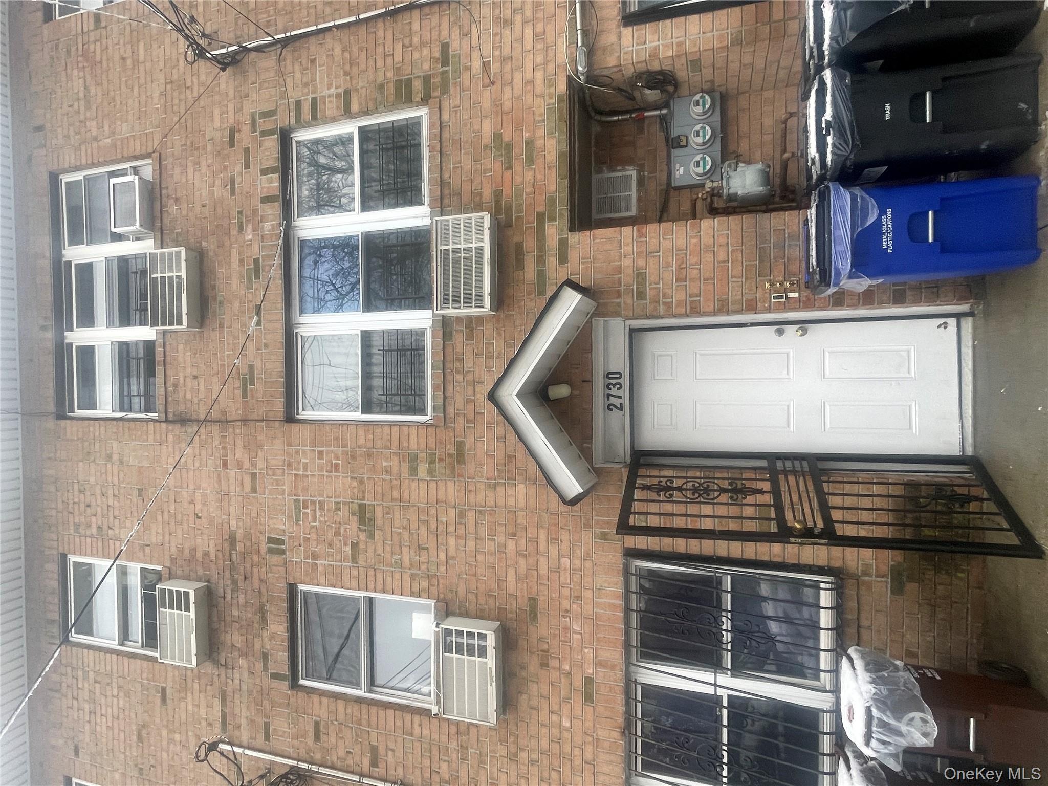 #2 photo, 2730 Kingsbridge Terrace, הברונקס Bronx , NY 10463