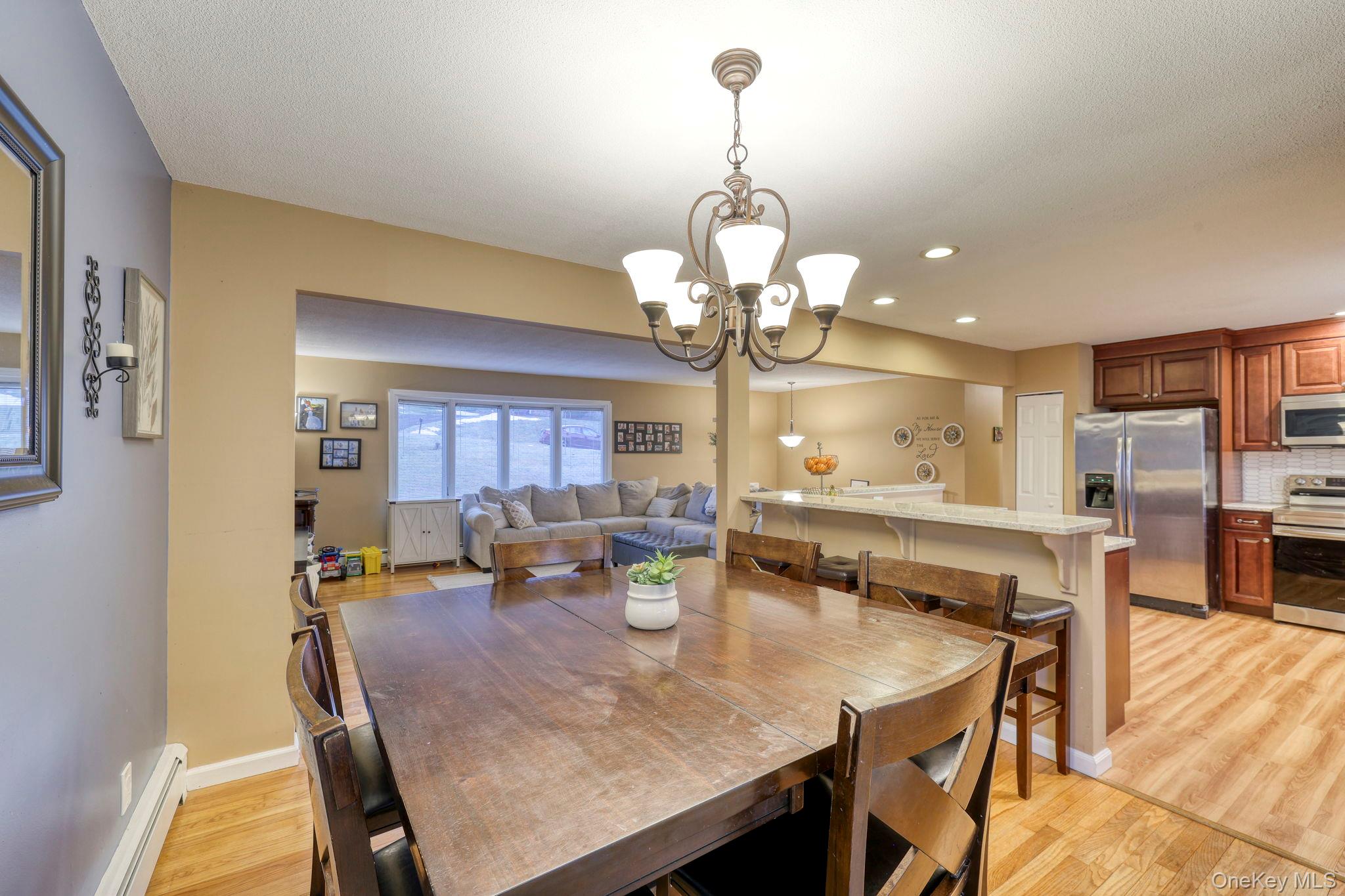 #6 photo, 19 Eastwood Rd, Danbury , NY 06811