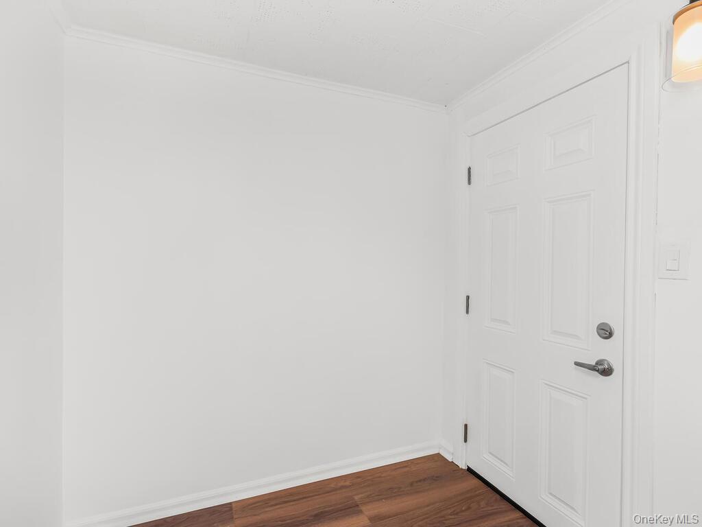 #3 photo, 85 Hart Avenue, Yonkers , NY 10704