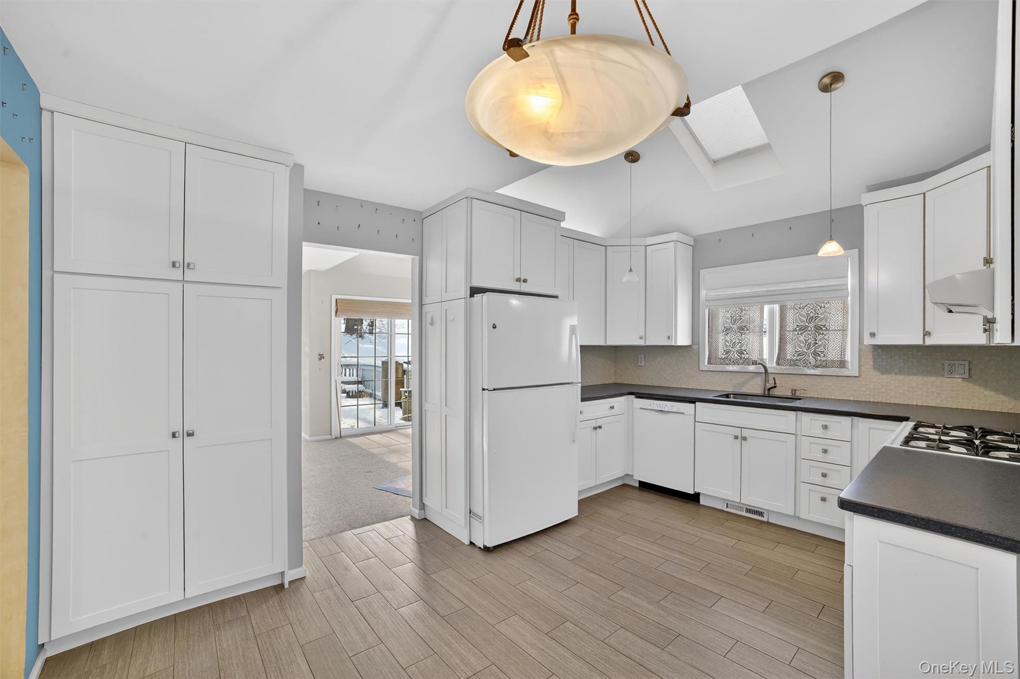 #10 photo, 23 Berrybush Lane, Hastings-on-Hudson , NY 10706