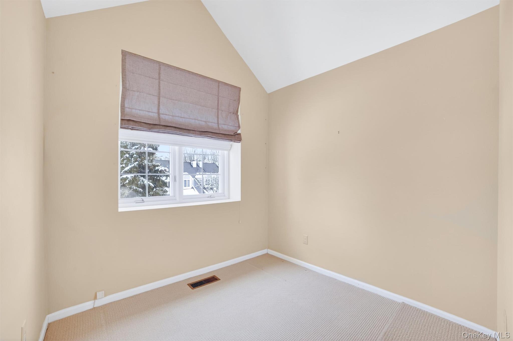 #18 photo, 23 Berrybush Lane, Hastings-on-Hudson , NY 10706