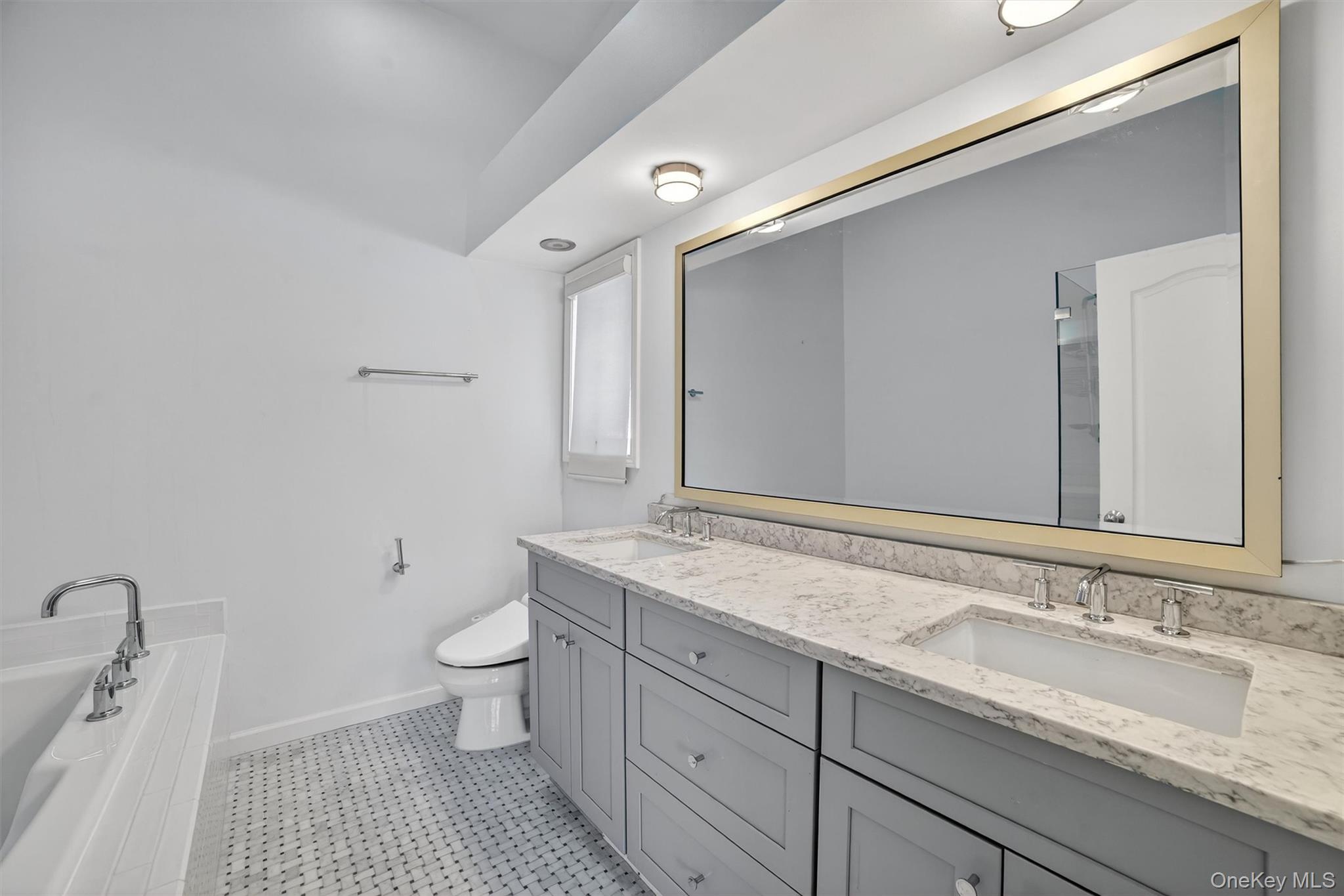 #19 photo, 23 Berrybush Lane, Hastings-on-Hudson , NY 10706