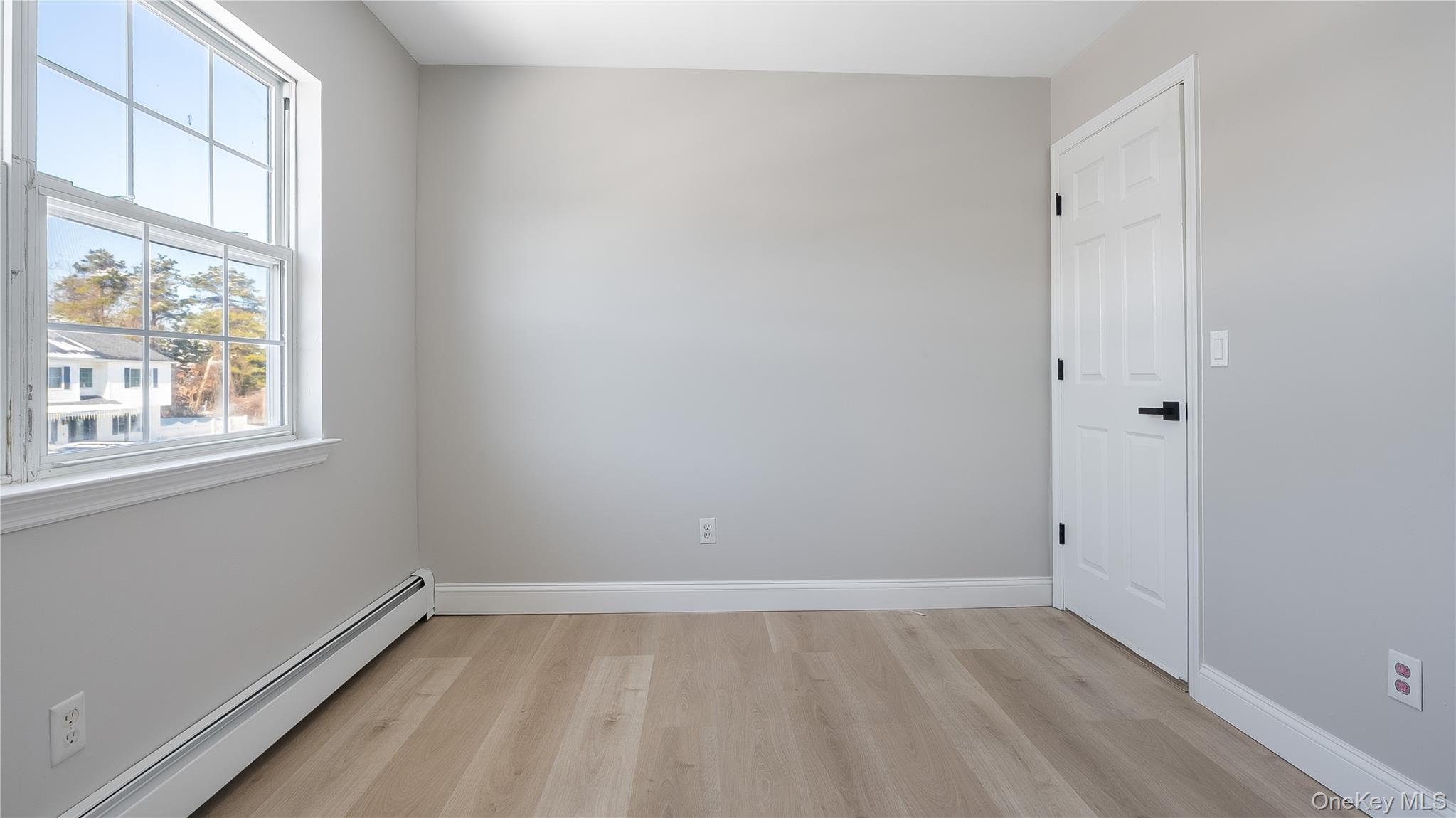 #18 photo, 1805 Carleton Avenue, सफ़ोक काउंटी Bay Shore , NY 11706