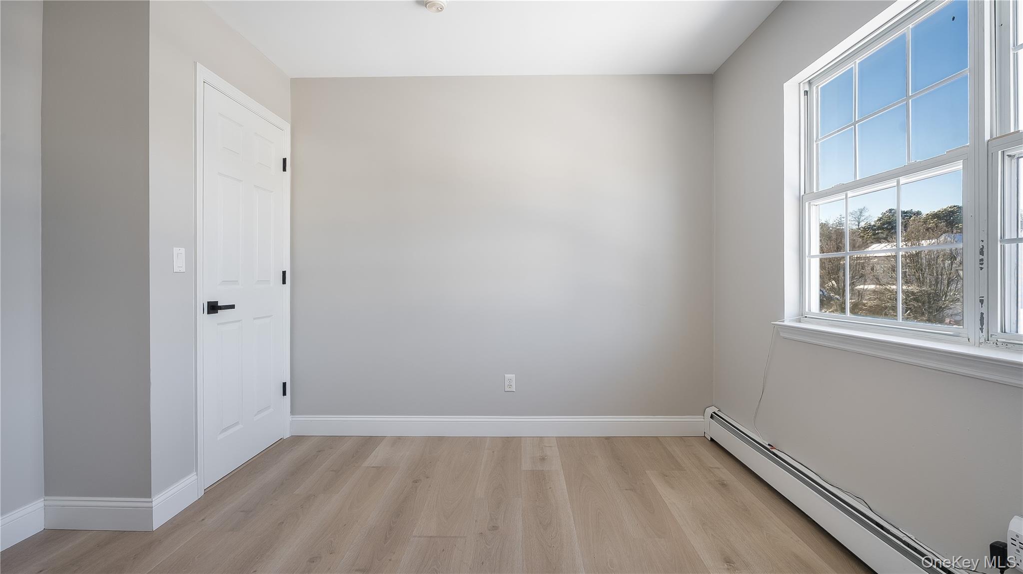 #19 photo, 1805 Carleton Avenue, सफ़ोक काउंटी Bay Shore , NY 11706