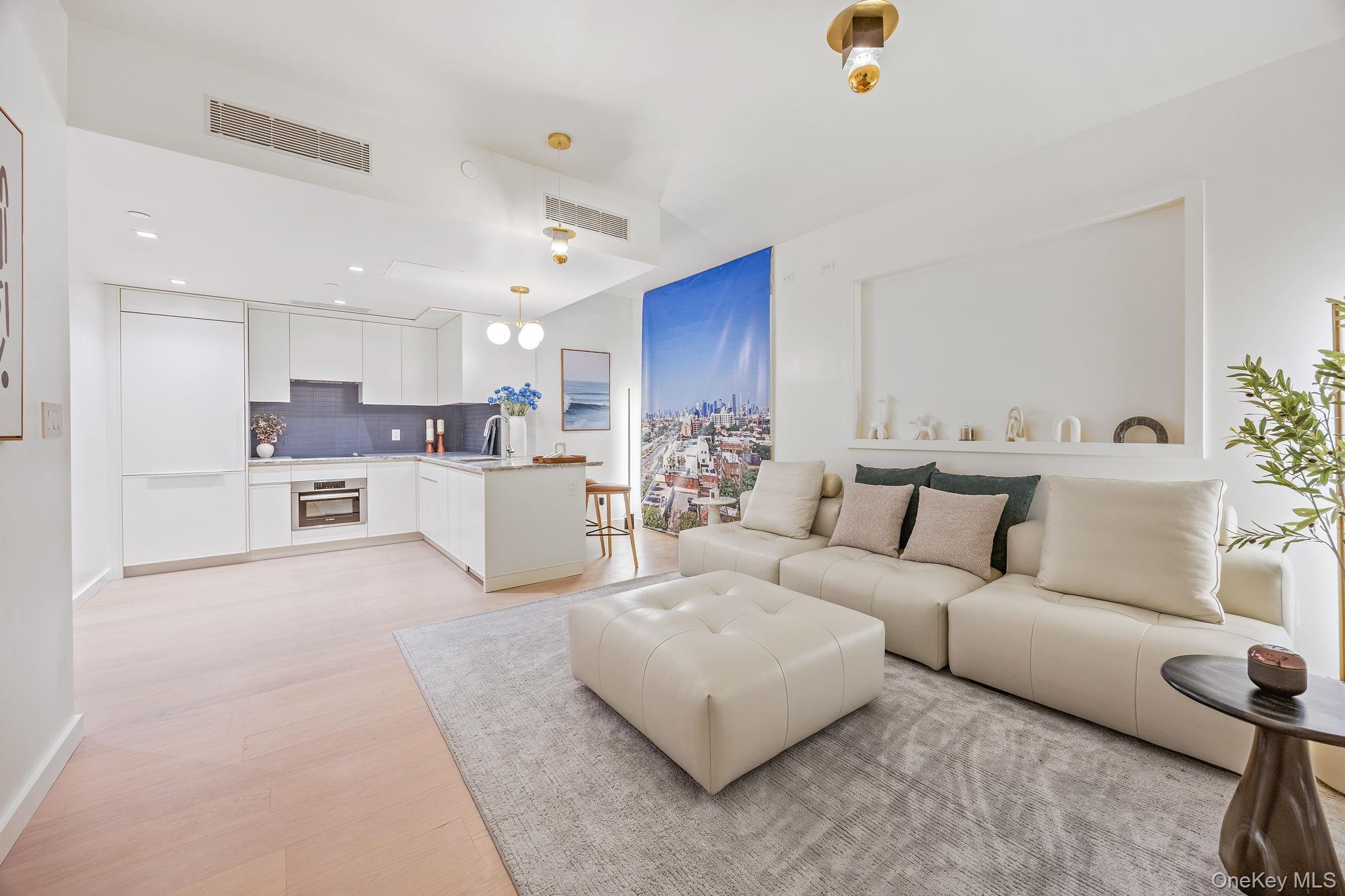 #4 photo, 5801 Queens Boulevard, Woodside , NY 11377