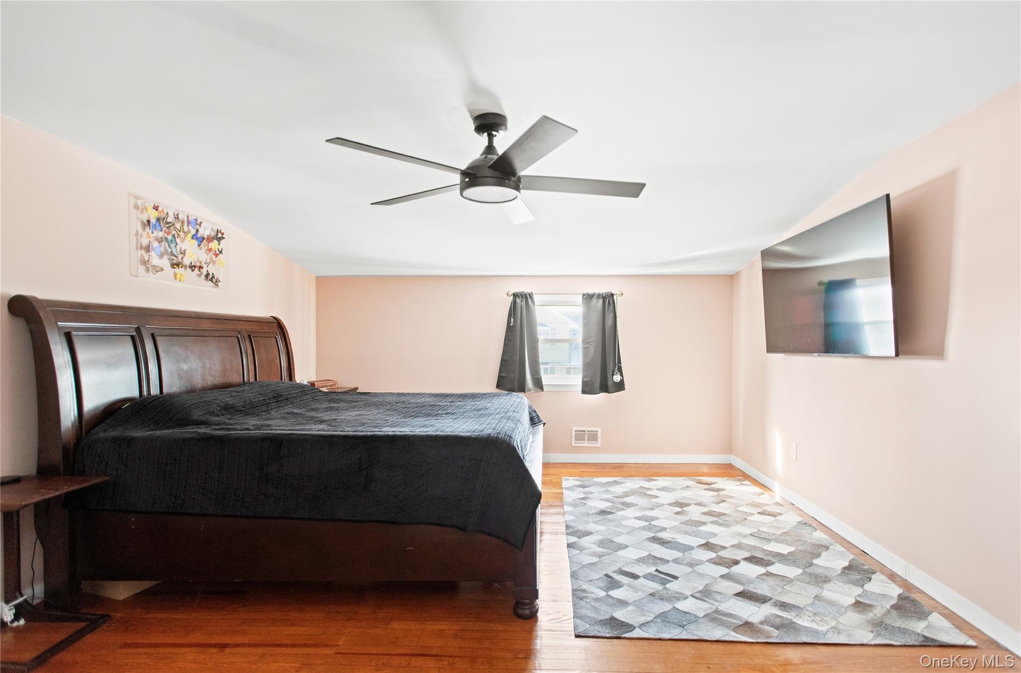 #10 photo, 21 Innis Avenue, Ronkonkoma , NY 11779