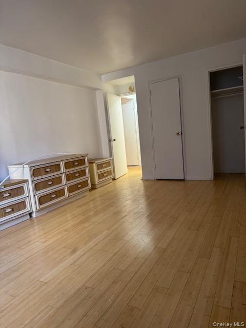 #6 photo, 83-30 Vietor Avenue, Куинс ‖ Elmhurst , NY 11373