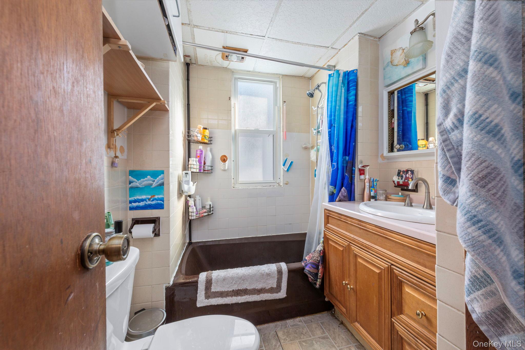 #18 photo, 9269 220th Street, קווינס Queens Village , NY 11428