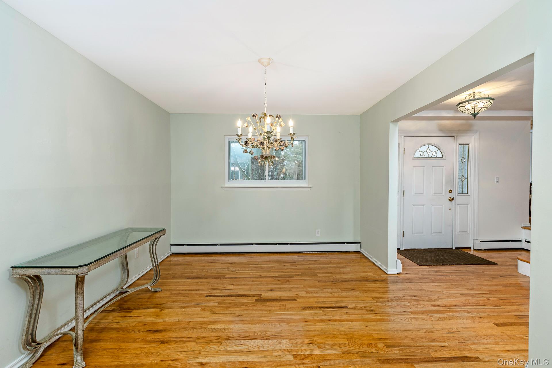 #16 photo, 25 Sheryl Crescent, Smithtown , NY 11787