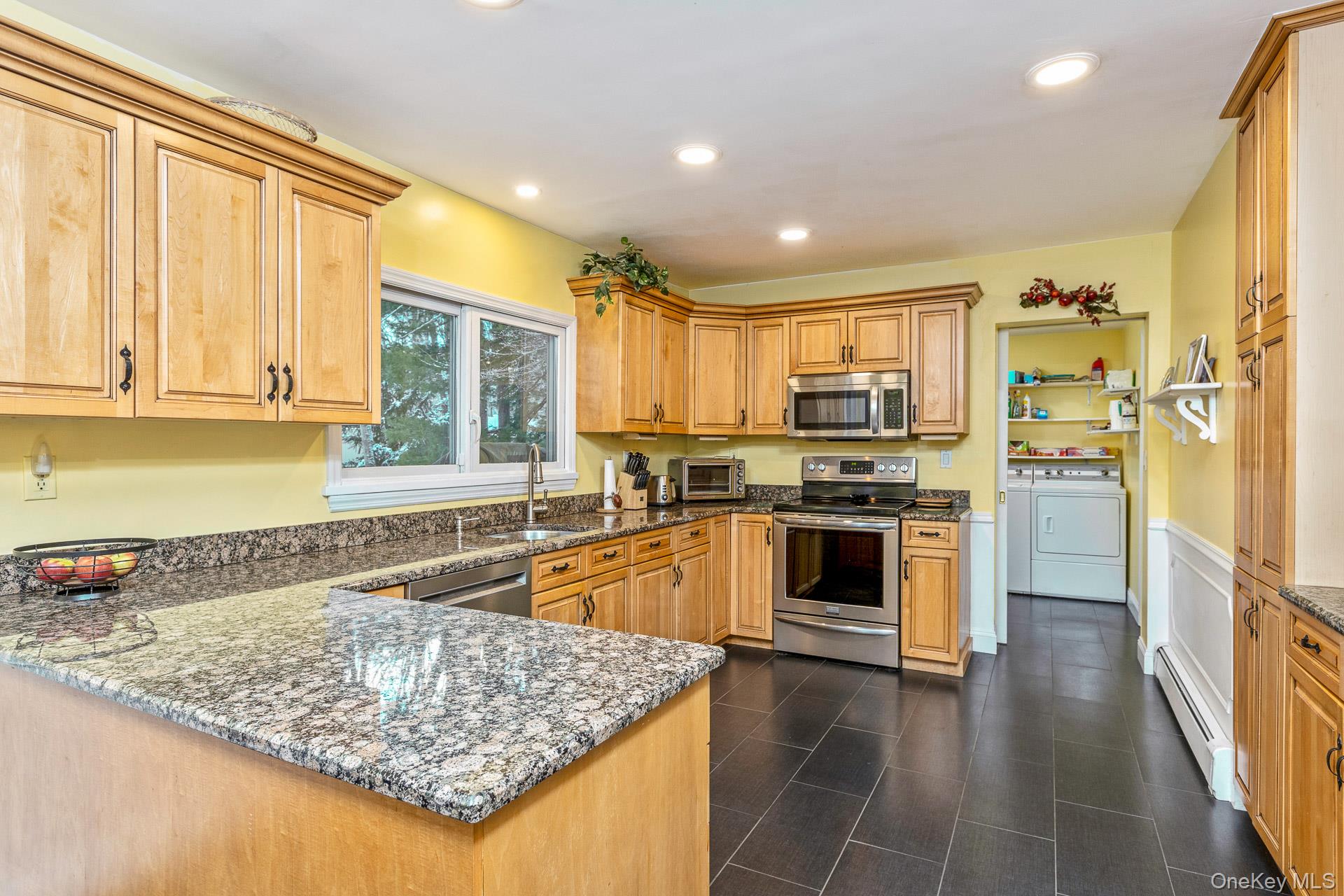 #18 photo, 25 Sheryl Crescent, Smithtown , NY 11787