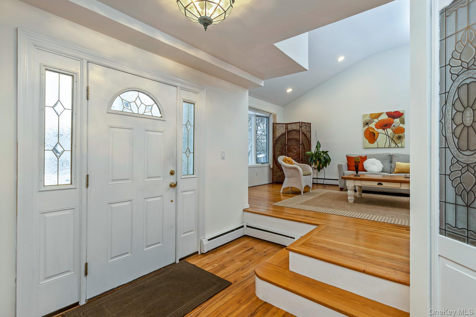 #5 photo, 25 Sheryl Crescent, Smithtown , NY 11787