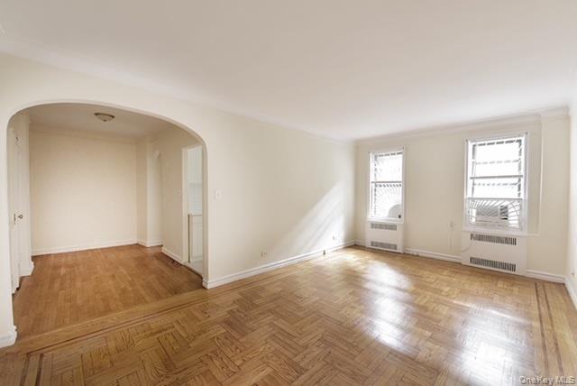 #10 photo, 43-01 46 Street, קווינס Sunnyside , NY 11104