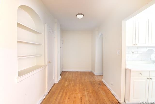 #6 photo, 43-01 46 Street, קווינס Sunnyside , NY 11104