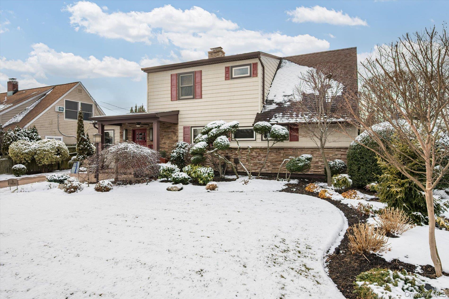 #3 photo, 16 Dahlia Lane, מחוז נסאו Wantagh , NY 11793