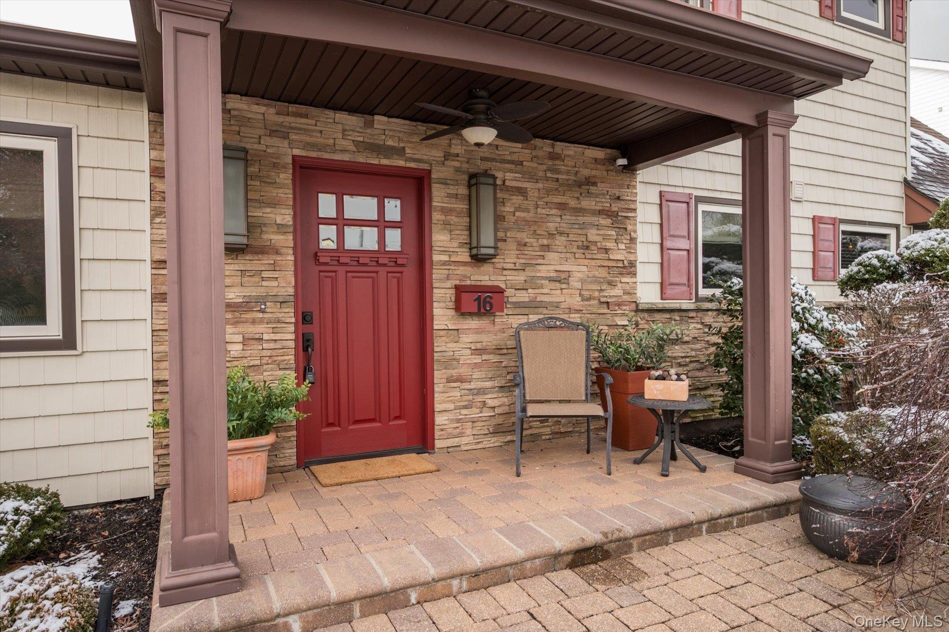 #4 photo, 16 Dahlia Lane, מחוז נסאו Wantagh , NY 11793