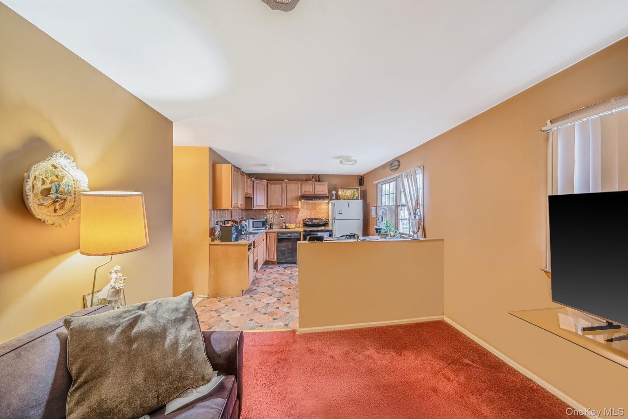 #17 photo, 81 Hale Street, Brentwood , NY 11717