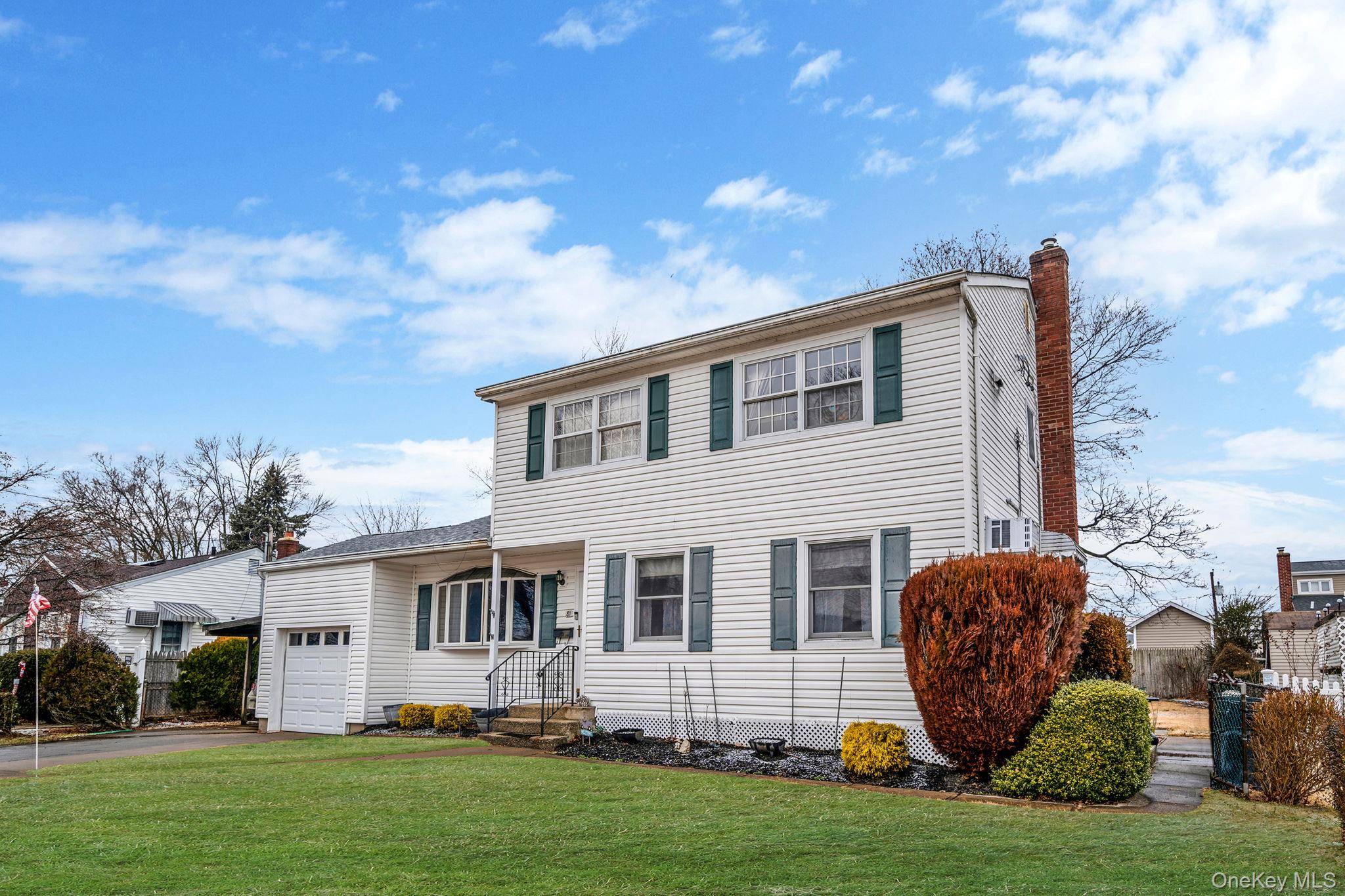 #2 photo, 81 Hale Street, Brentwood , NY 11717