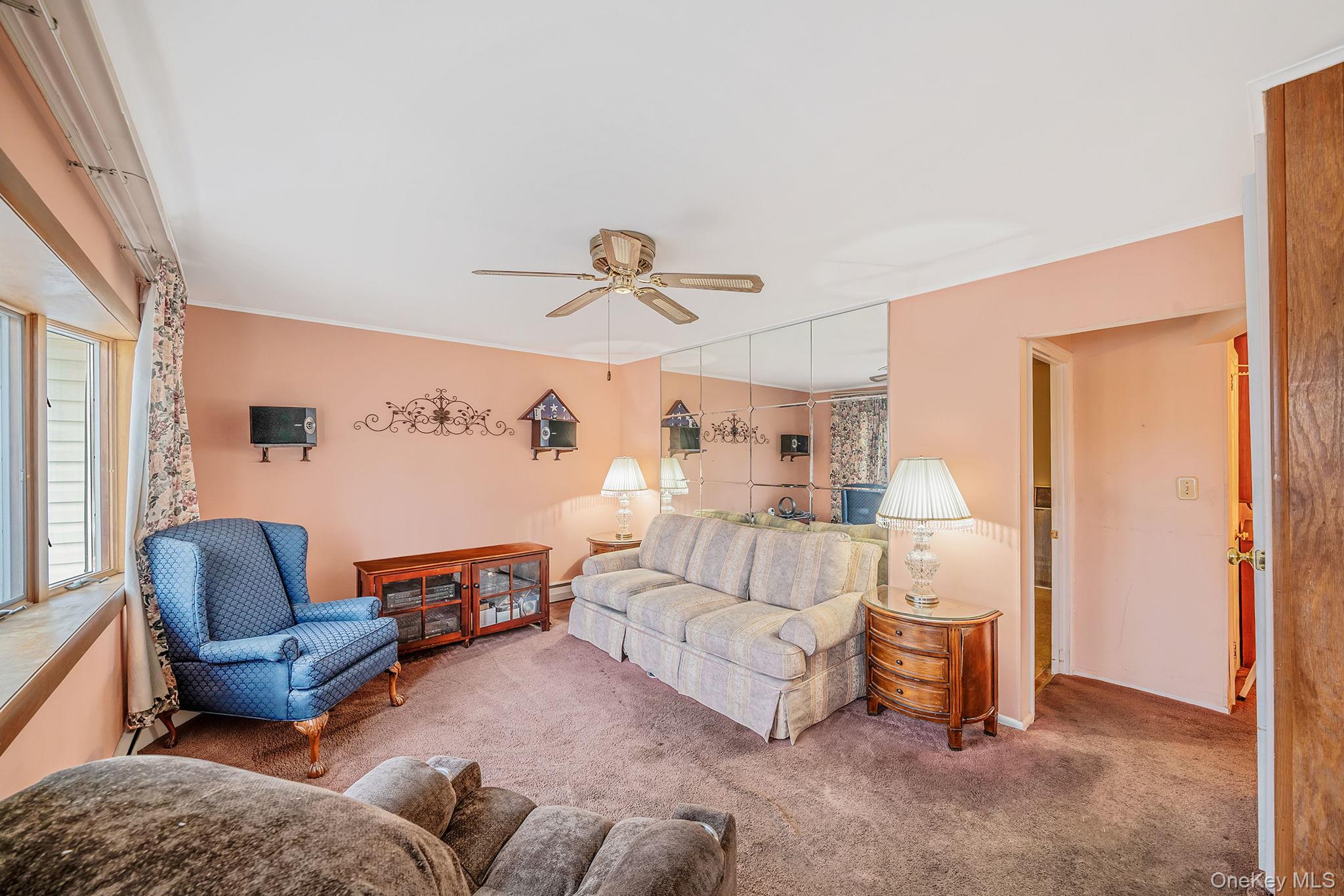 #5 photo, 81 Hale Street, Brentwood , NY 11717