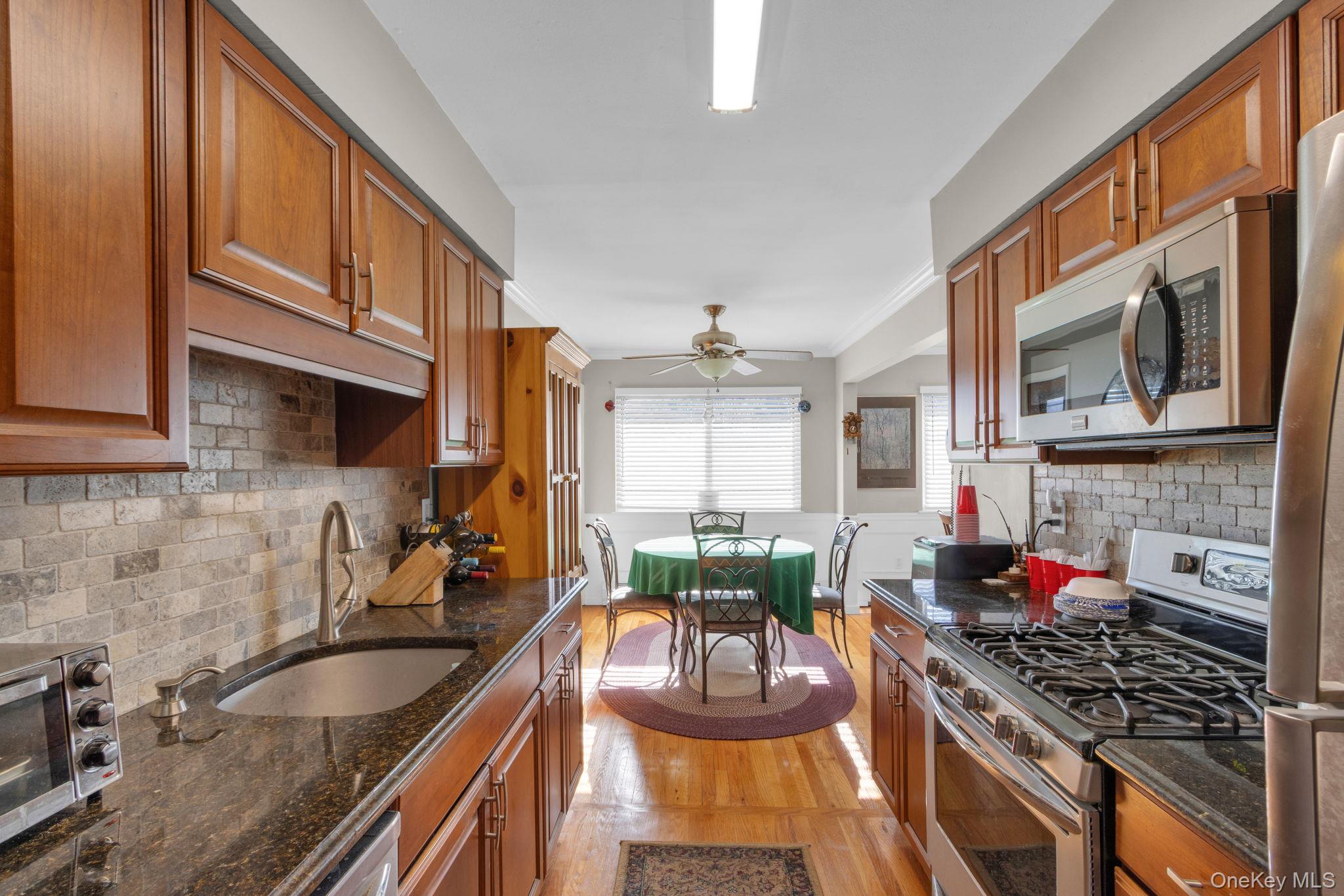 #11 photo, 7 E Lawrence Park, 뉴욕주 Piermont , NY 10968