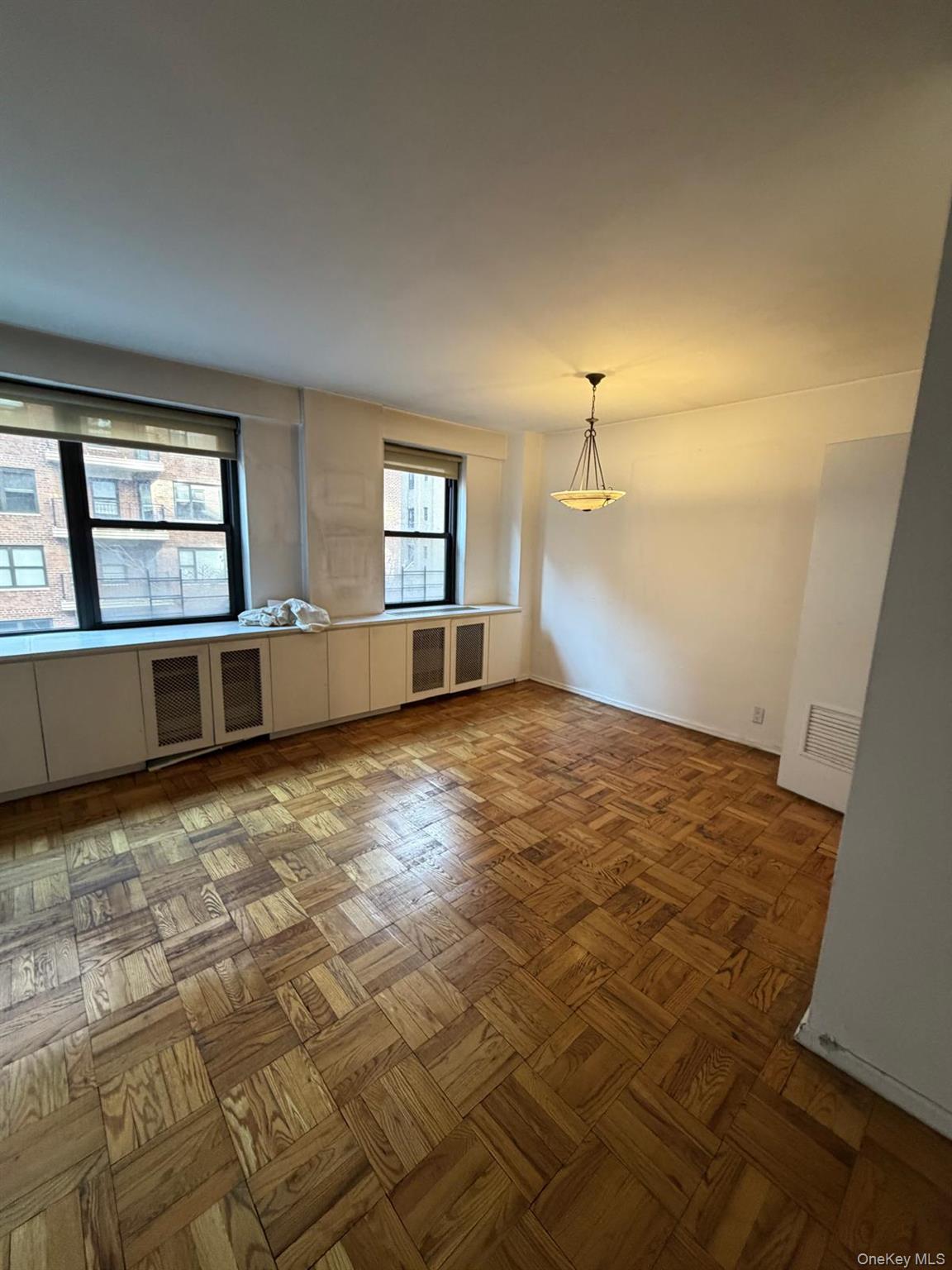 #11 photo, 405 E 63, New York (Manhattan) , NY 10065