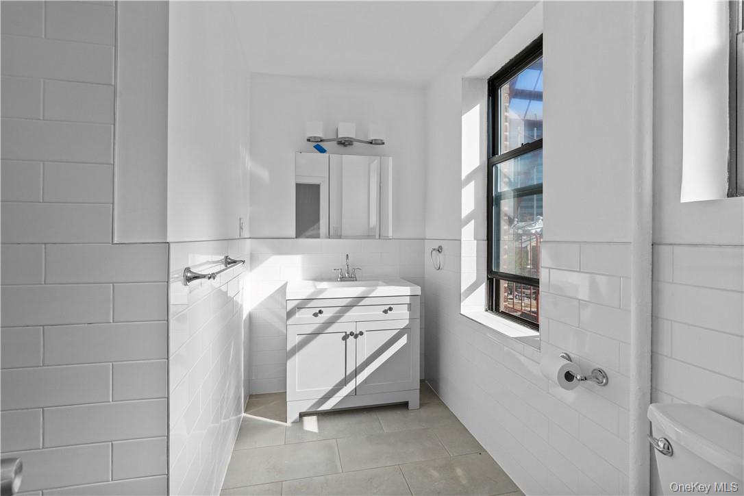 #12 photo, 250 Martine Avenue, White Plains , NY 10601