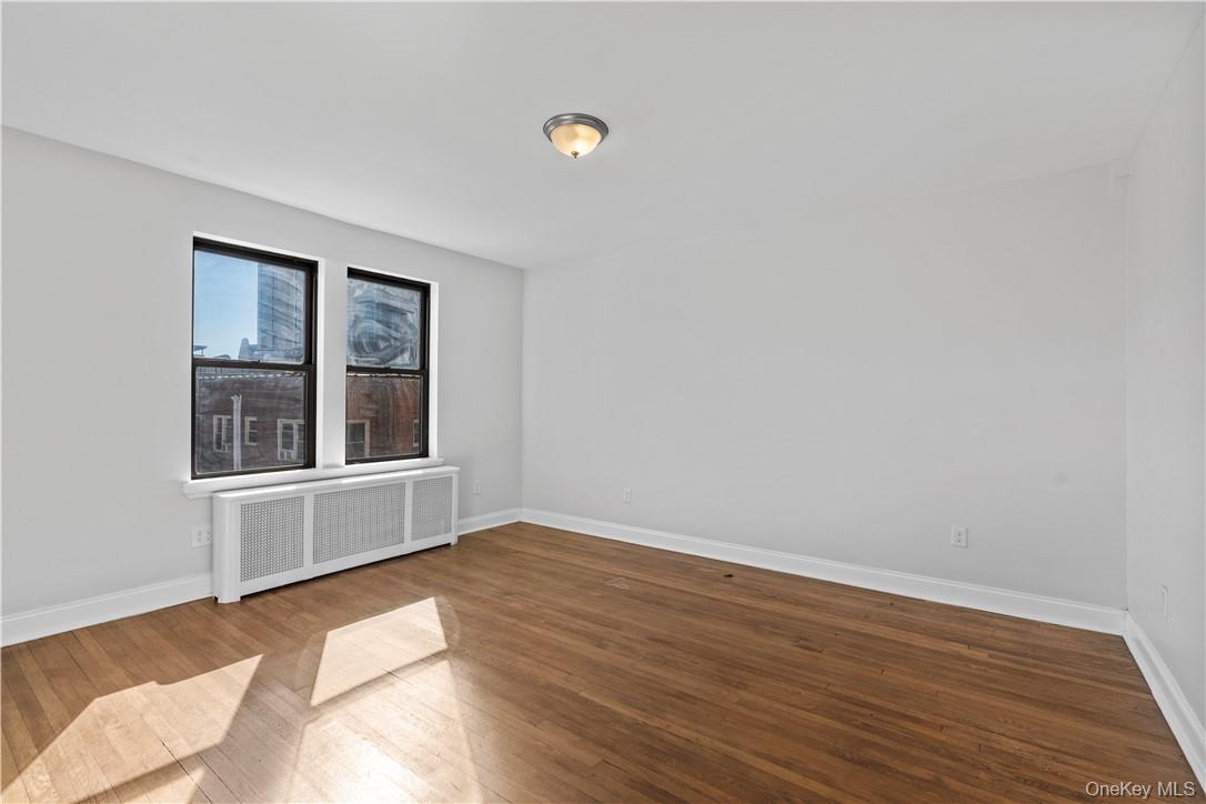 #14 photo, 250 Martine Avenue, White Plains , NY 10601