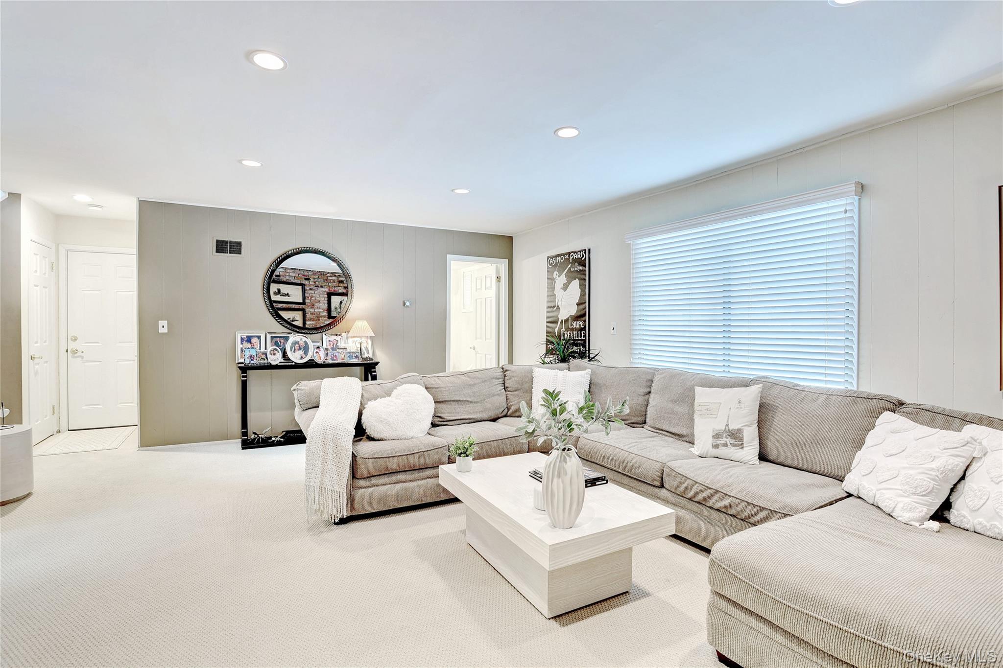 #16 photo, 4 Beaver Dam Road, 뉴욕주 Pomona , NY 10970