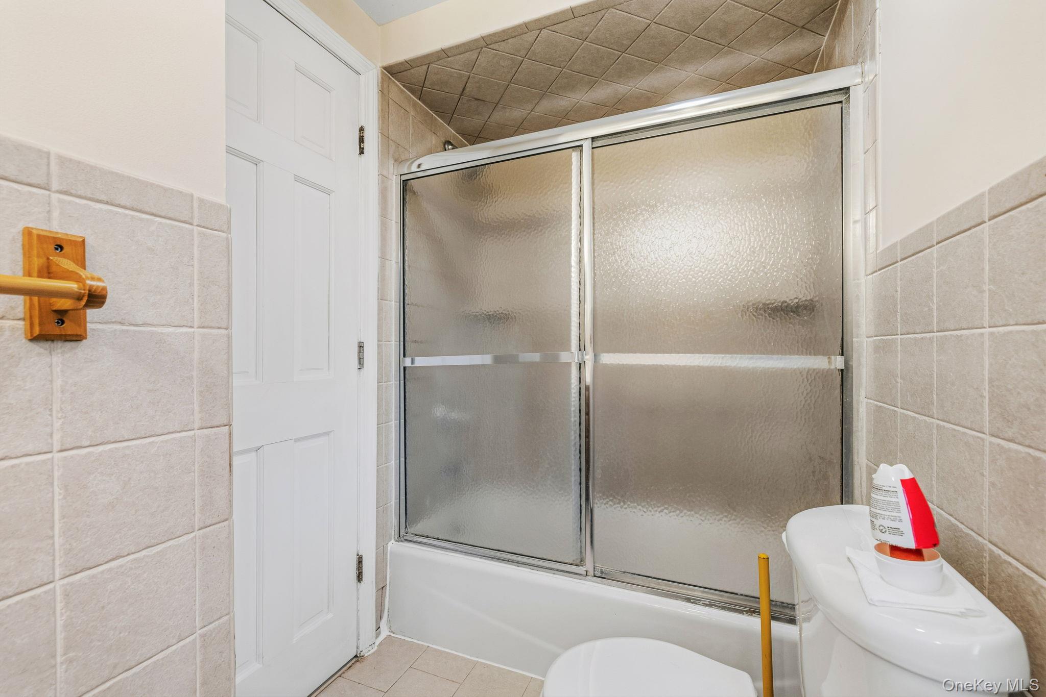 #15 photo, 983 Warren Avenue, Peekskill , NY 10566