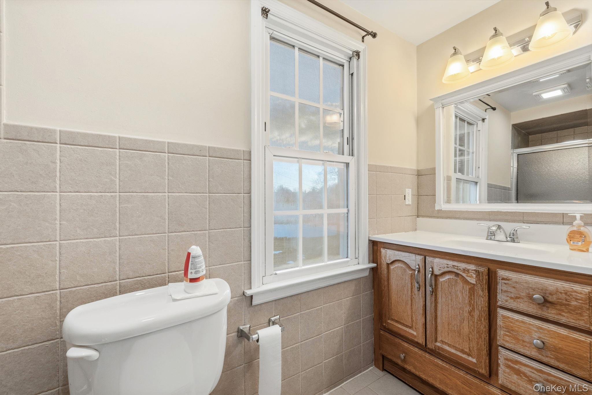 #16 photo, 983 Warren Avenue, Peekskill , NY 10566