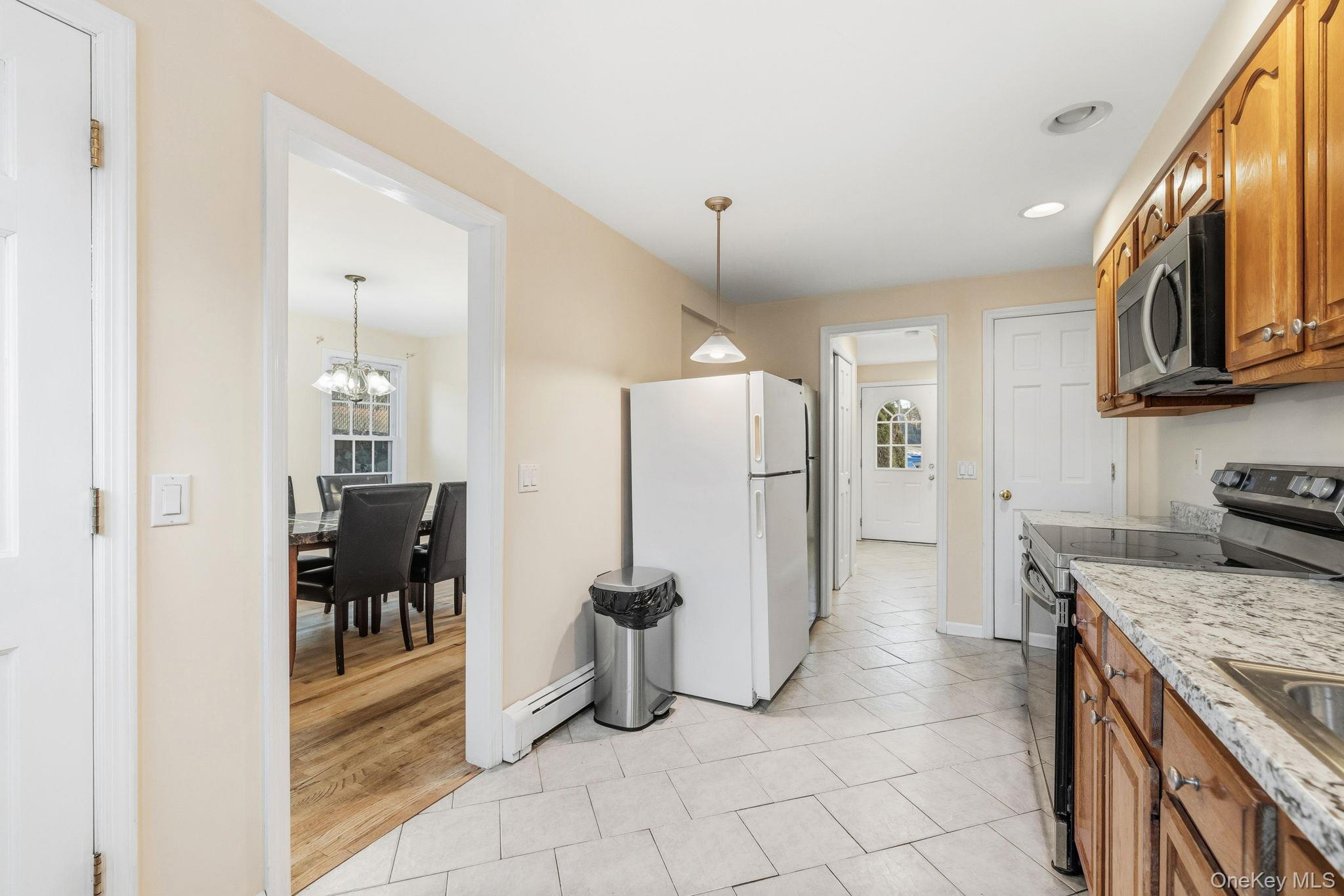 #7 photo, 983 Warren Avenue, Peekskill , NY 10566