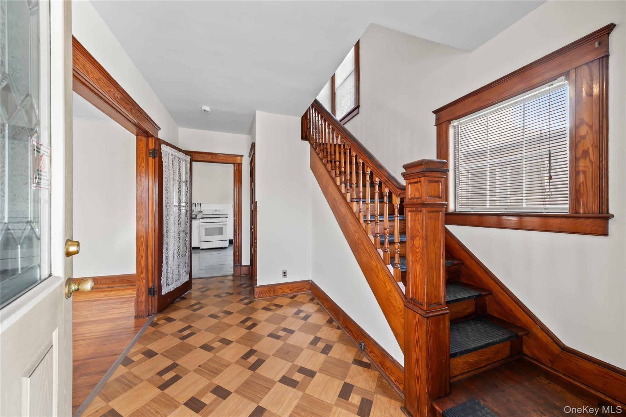 #17 photo, 47 Prairie Avenue, 뉴욕주 Suffern , NY 10901