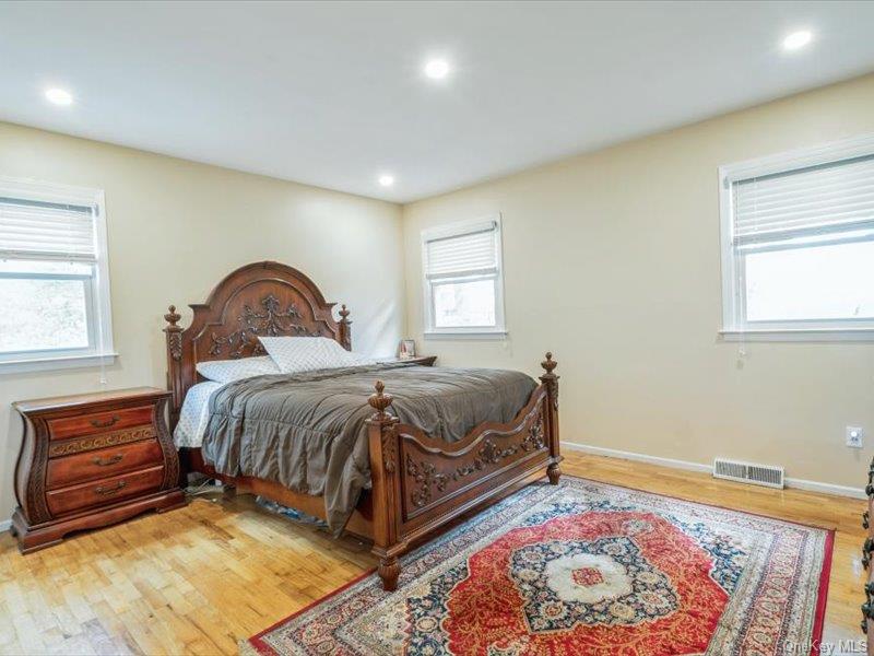 #8 photo, 42 Mesa Place, Nanuet , NY 10954