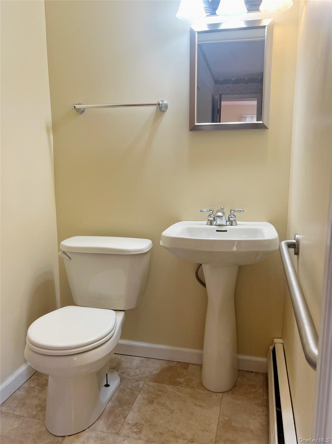 #12 photo, 84 Hillis Terrace, Poughkeepsie , NY 12603