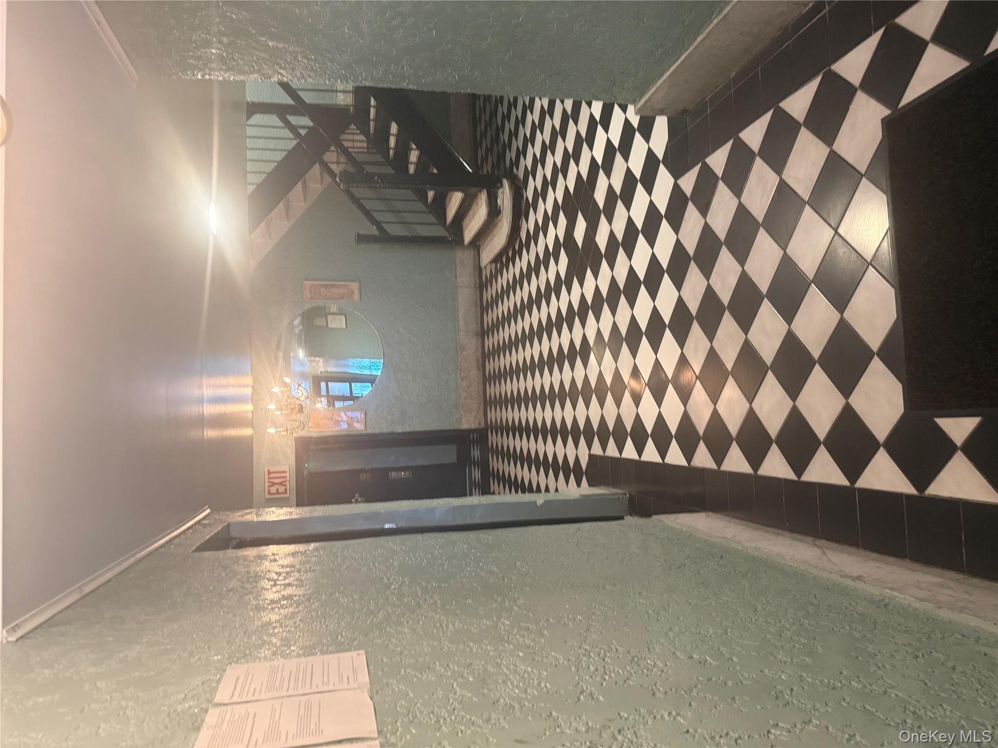 #4 photo, 724 E 216 Street, برونكس Bronx , NY 10467