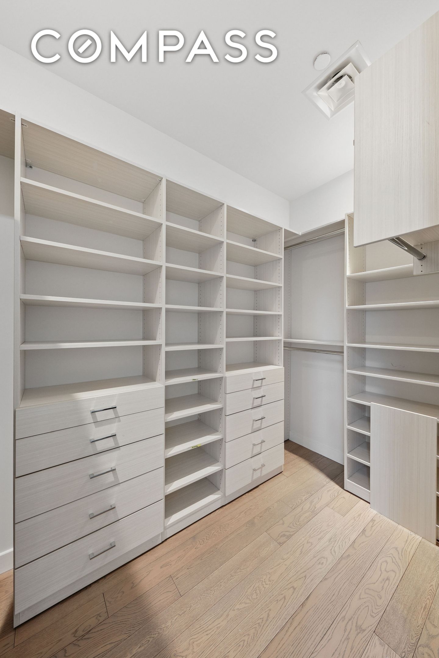 #8 photo, New York City, مانهاتن Hell's Kitchen , NY 10036