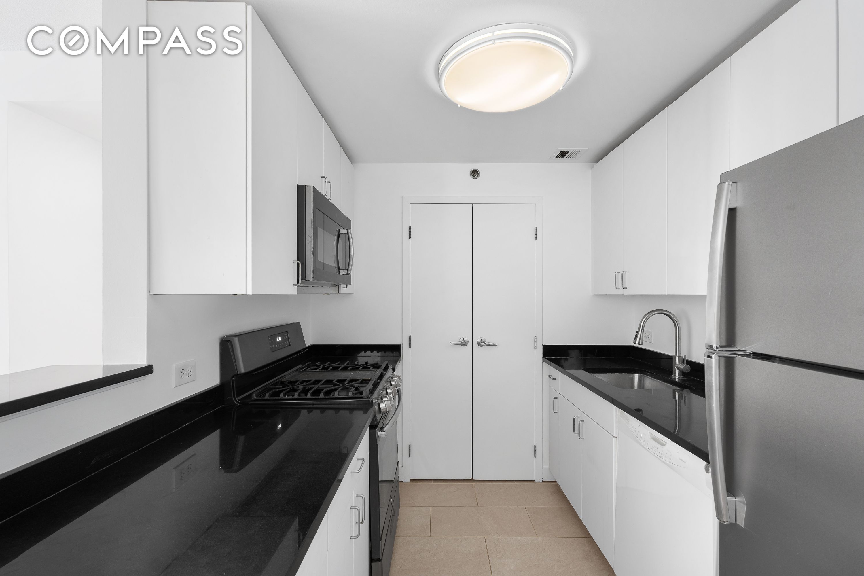 #5 photo, 40 W 116th Street, مانهاتن Harlem , NY 10026