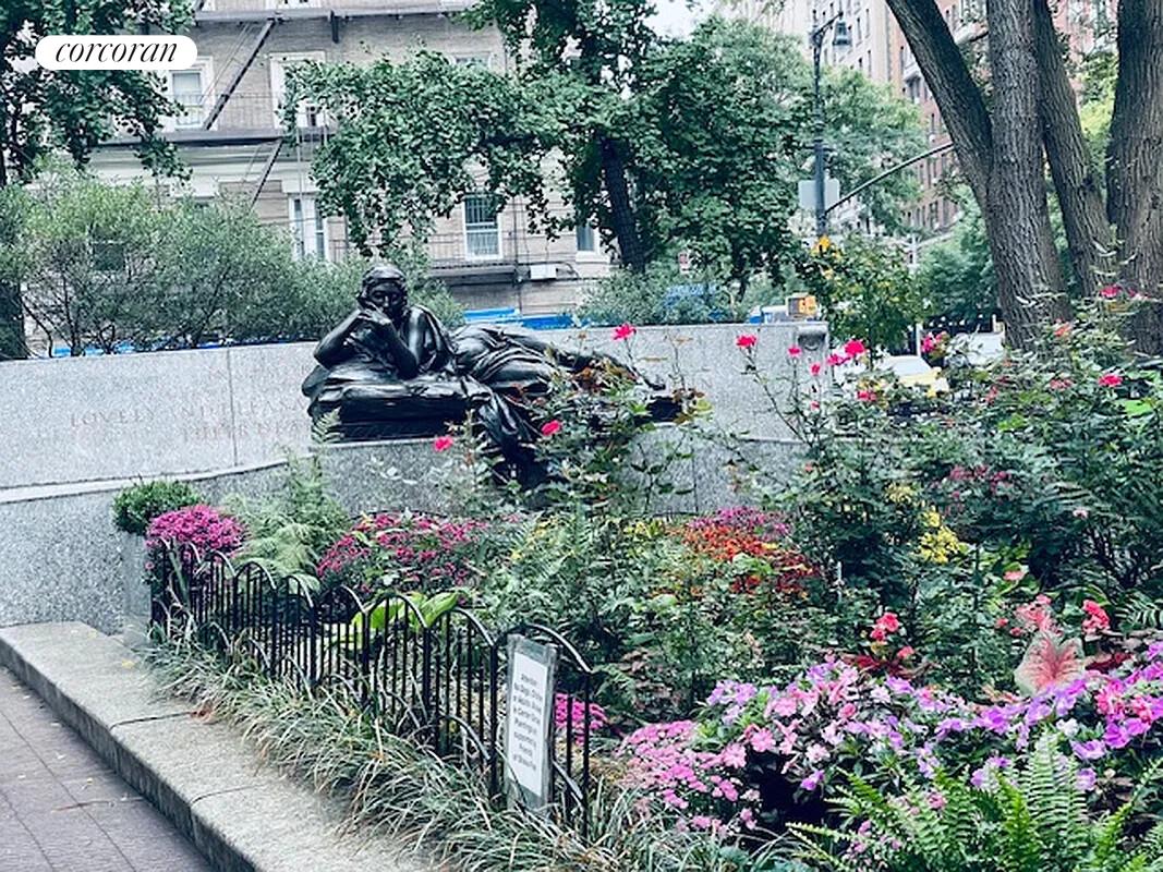 #17 photo, New York City, Upper West Side , NY 10025