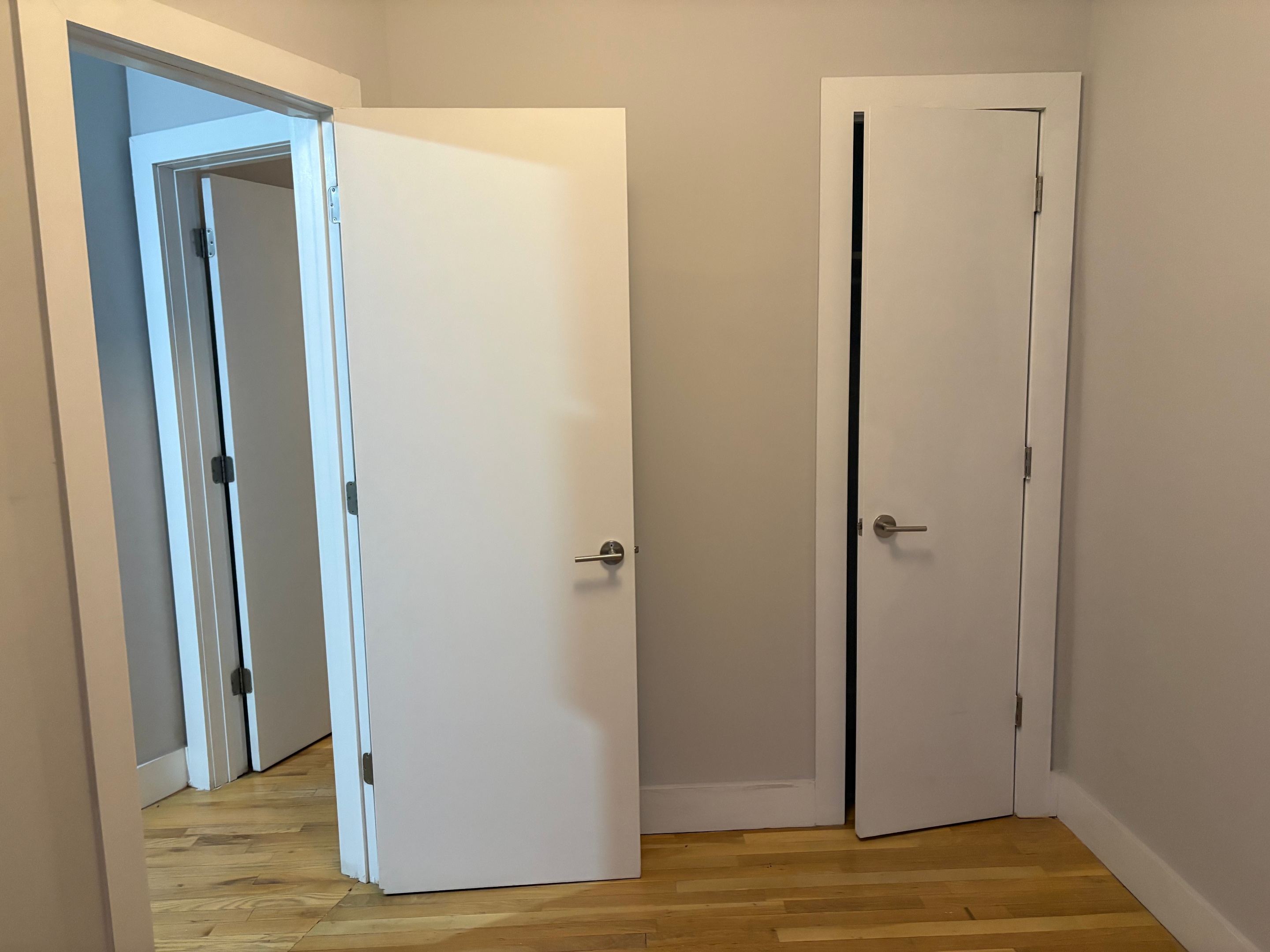 #8 photo, New York City, 맨해튼 Washington Heights , NY 10032